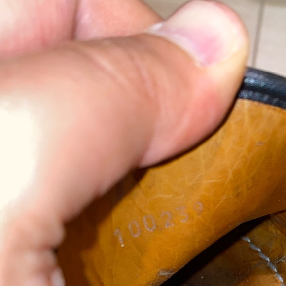 Gucci Leather Horsebit Loafers - Picture 9 of 10